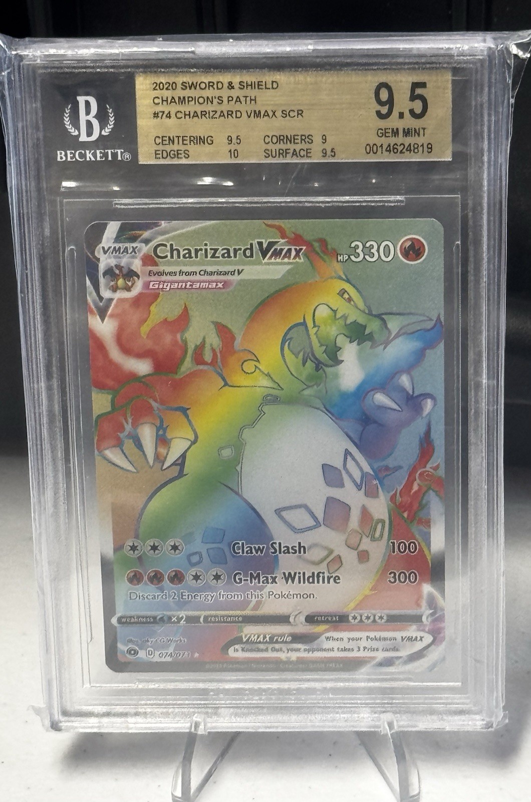 Pokémon Charizard VMAX Secret Rare Holo 74/73 Champion's Path 330 HP BGS 9.5