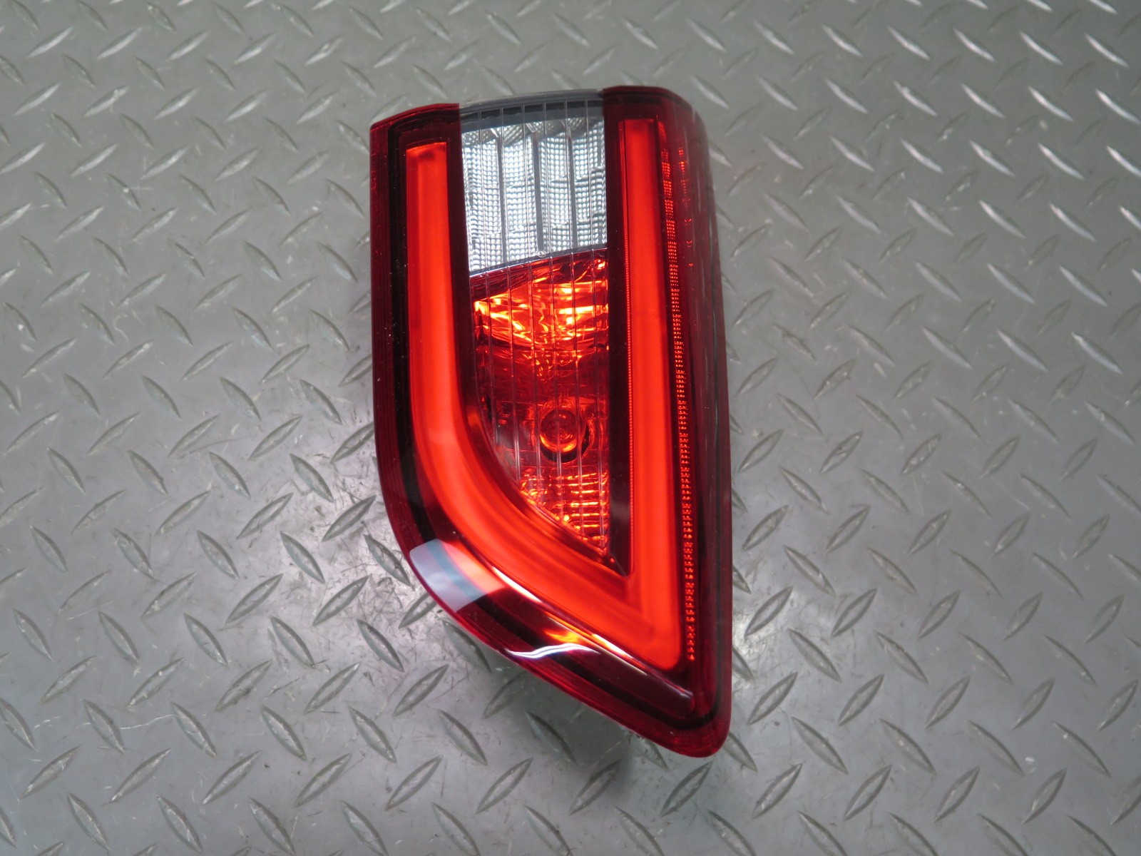 14-20 MASERATI GHIBLI M157 REAR LEFT RIGHT SIDE INNER TRUNK TAIL LIGHT LAMP SET