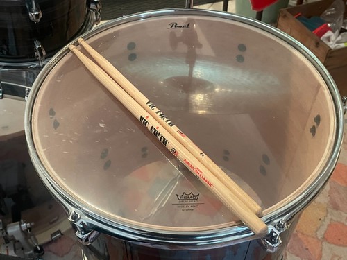Pearl Roadshow-X Evolve 22" Fusion Drum Kit w/Zildjian Cymbals -Metallic + Stool - Picture 8 of 16
