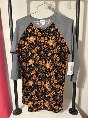 NWT  LulaRoe Randy Shirt  3/4 Sleeve Size Small