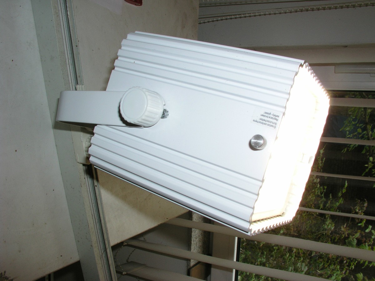 HQI/HIT-DE Strahler CDM 70W Für ERCO Schienen Mit EURO-Adapter LTS SAA7002 RX7s