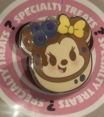 Disney Munchlings Series 2 Pin Series Minnie Mouse Pin OE In Hand