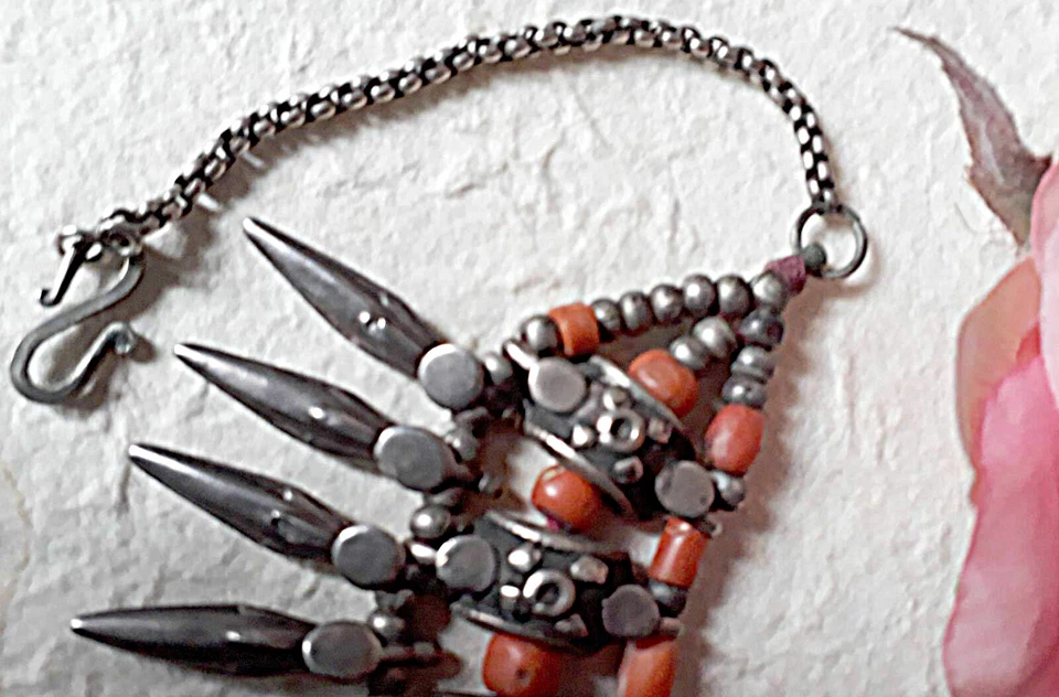 Antica collana etnica da Ladakh-piccolo Tibet-argento corallo e turchese 42 cm . - Immagine 3 di 4