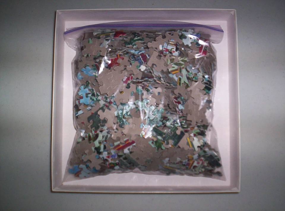 Springbok Christmas jigsaw puzzle 1000 piec Home for the Holidays Bob Schneeberg - Image 3 of 3