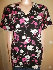 SB SCRUBS SCRUB TOP MEDIUM FLORAL EUC