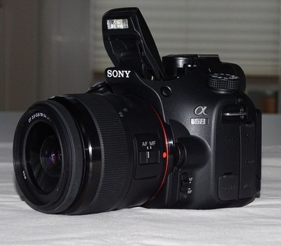 Sony Alpha SLT-A58K 20.1MP Kit mit Sony DT 3.5-5.6 18-55 SAM II Objektiv