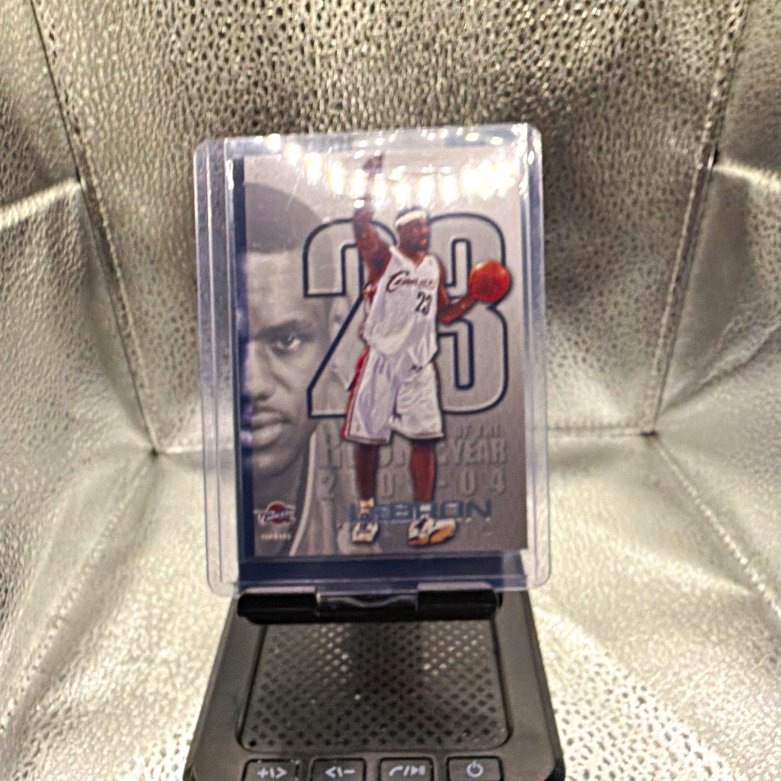 Upper Deck 2003-04 LeBron James Cleveland Cavaliers #23 Rookie MVP NBA Card