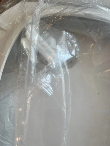 PROFLO PFTSEC2000WH Elongated Slow Close Toilet Seat & Lid in White - Picture 4 of 7