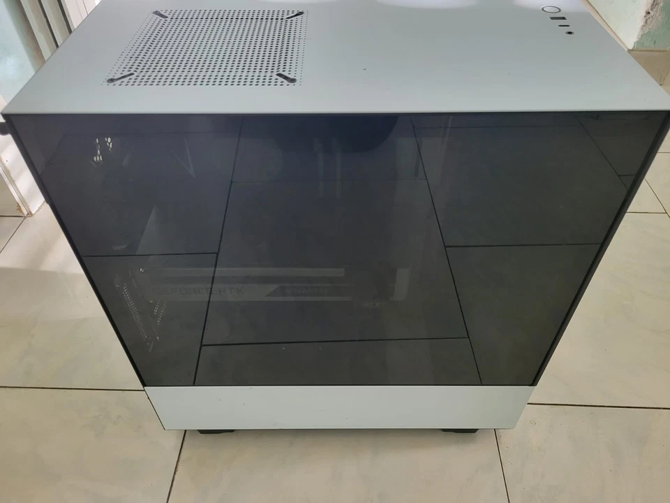 (USED) Prebuilt gaming PC AMD/NVIDIA - Immagine 2 di 4