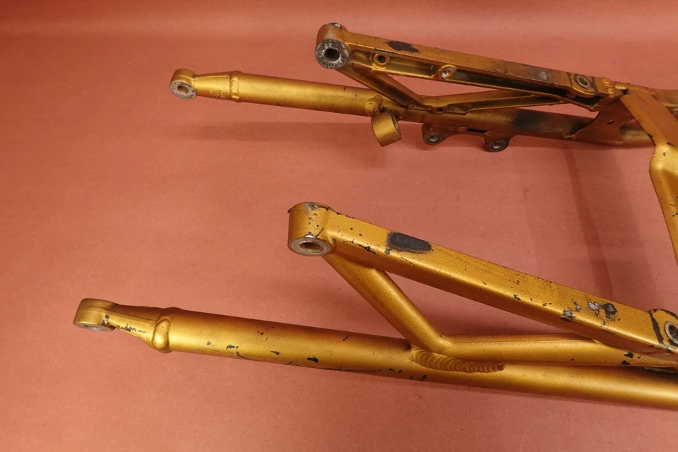 Submarco trasero Triumph Daytona 675 2006-2008 Foto 3 de 4