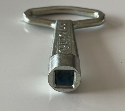 I Lavoratori Illegali Nei Templi Di Chonburi Innescano Ispezioni A - Foto 3