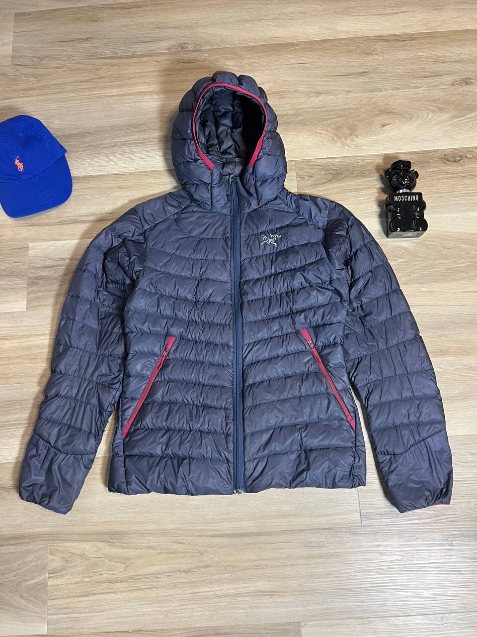 ARC'TERYX Piumino donna Arcteryx Cerio LT con cappuccio taglia M