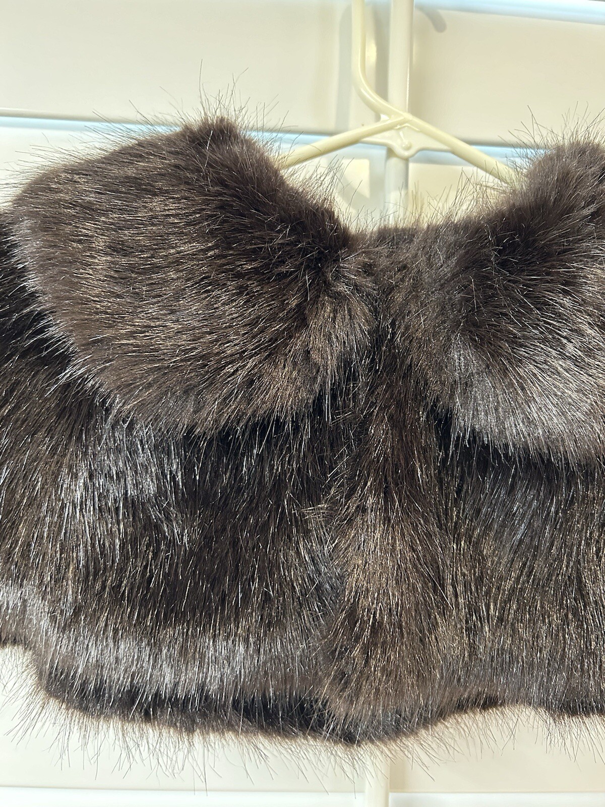 Brown and black vintage faux fur shoulder collar wrap, 1930s era style.