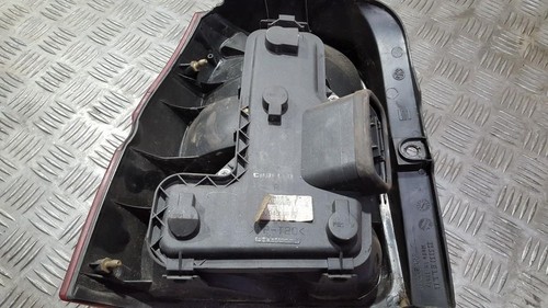 380419999 Lampenträger Rücklicht Rückleuchte innen Heckklappe  DE259798-80