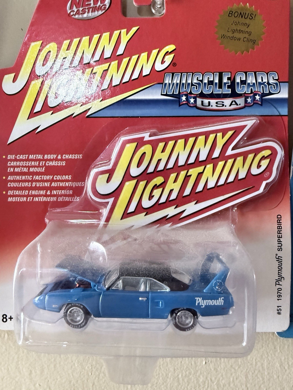 Johnny Lightning 1970 Plymouth Superbird Muscle Cars USA White Lightning New