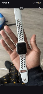 Apple Watch Nike Series 7 45mm Starlight Aluminum Case with Pure Platinum/Black