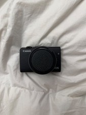 Canon EOS M200 24.1 MP Mirrorless Black (w kit lens) EXCELLENT condition