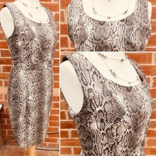 BNWT Marina Kaneva Size 16 Beige Grey White Dress Animal Print Summer Stretch S9