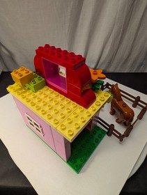 LEGO DUPLO Horse Stable Set 10500, 2013, Missing Some Parts / Mostly Complete