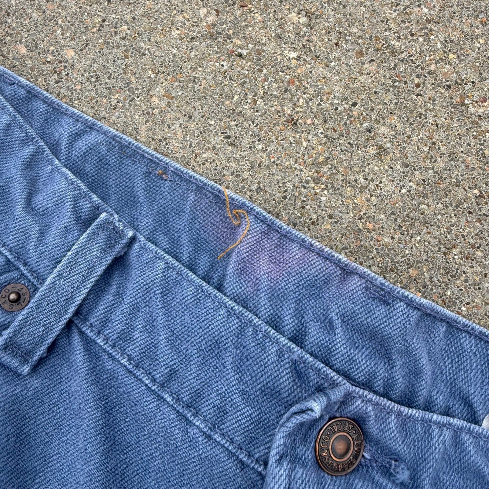 VTG 90s Levi's 550 Orange Tab Relaxed Fit Slate Blue Gray Jean Shorts Size 38 thumbnail 4