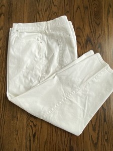 L.A. Blues, Textured White Stretch Crop Pants, Women’s 20W