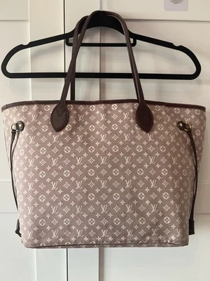 Louis Vuitton Neverfull