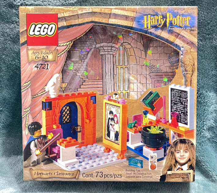 NEW Lego Harry Potter 4721 Hogwarts Classroom Sealed 1st Edition