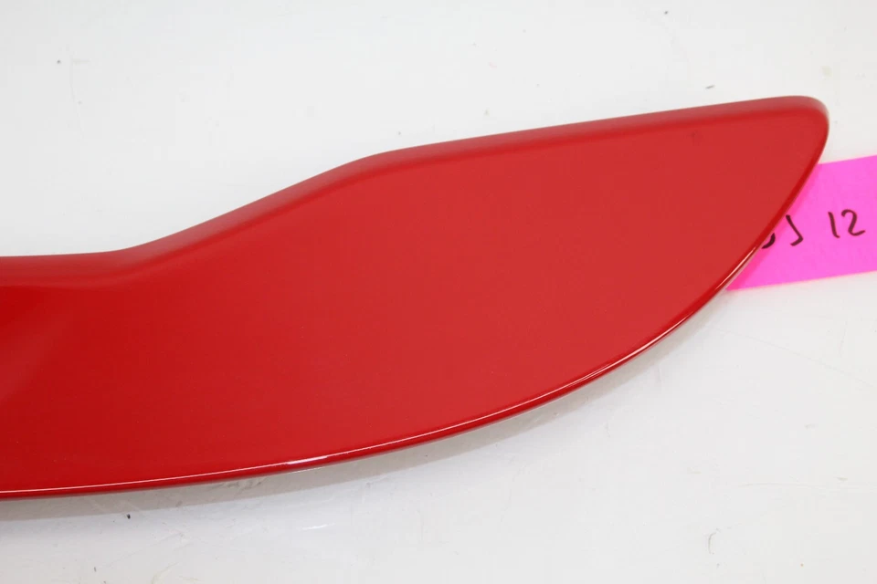 2016 - 2019 Chevrolet Cruze Spoiler Wing 84030376 OEM DJ12 Foto 2 de 4