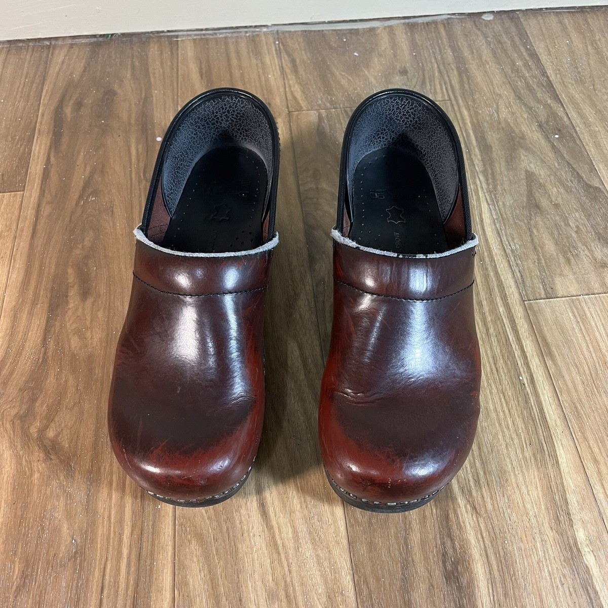 Dansko Clogs Womens 40 Sandal Leather Closed Toe Slip on Sandals