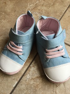 stride rite surprize baby shoes