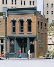 DPM 10100 HO Scale Kelly's Saloon Building Kit