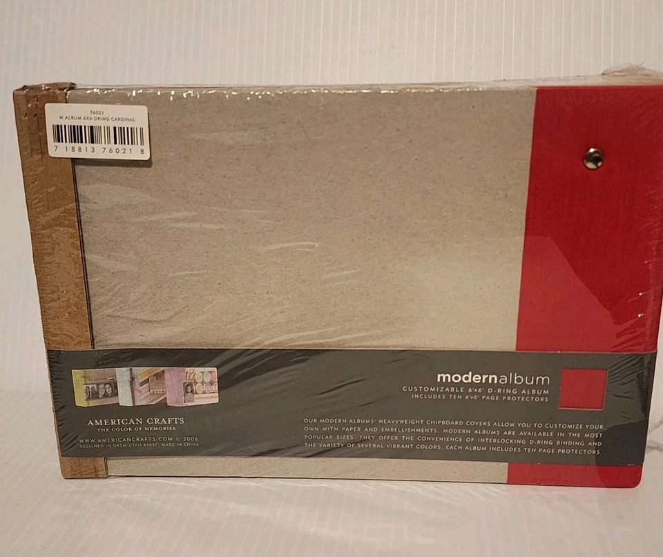 American Crafts Modern Album CARDINAL RED 6 x 6 Customizable D Ring Binder Album - Image 4 of 4