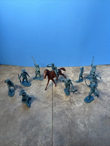 Marx Toys  Pioneers Defenders Metallic Blue Fort Apache Play Set Lot