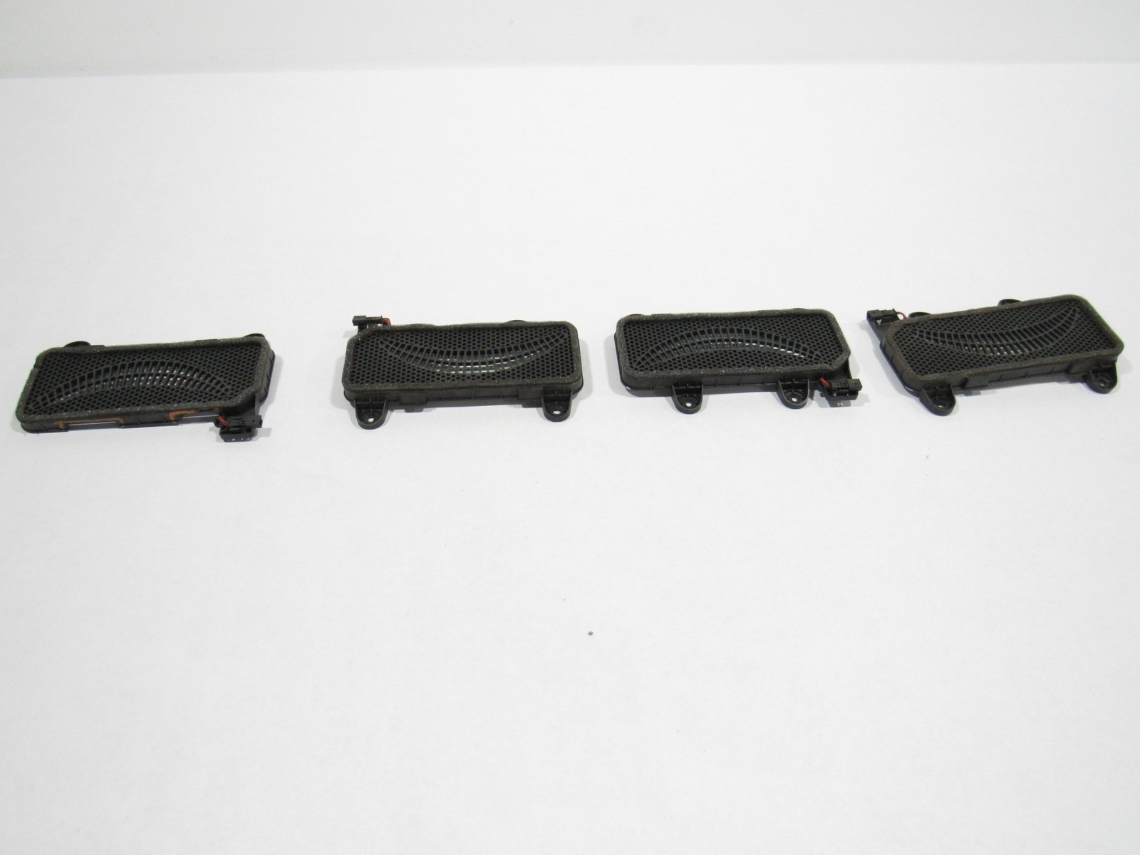 Ferrari 458 Italia 2011 Rear Planar Speaker Becker Set 4 PCS 09-15 |:Y