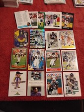  Randy Moss HOFer , 18 card lot .many years & brands . NM , 1 card at EX ?