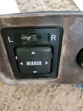 CAMRY     1997 Front Door mirror  Switch 259864