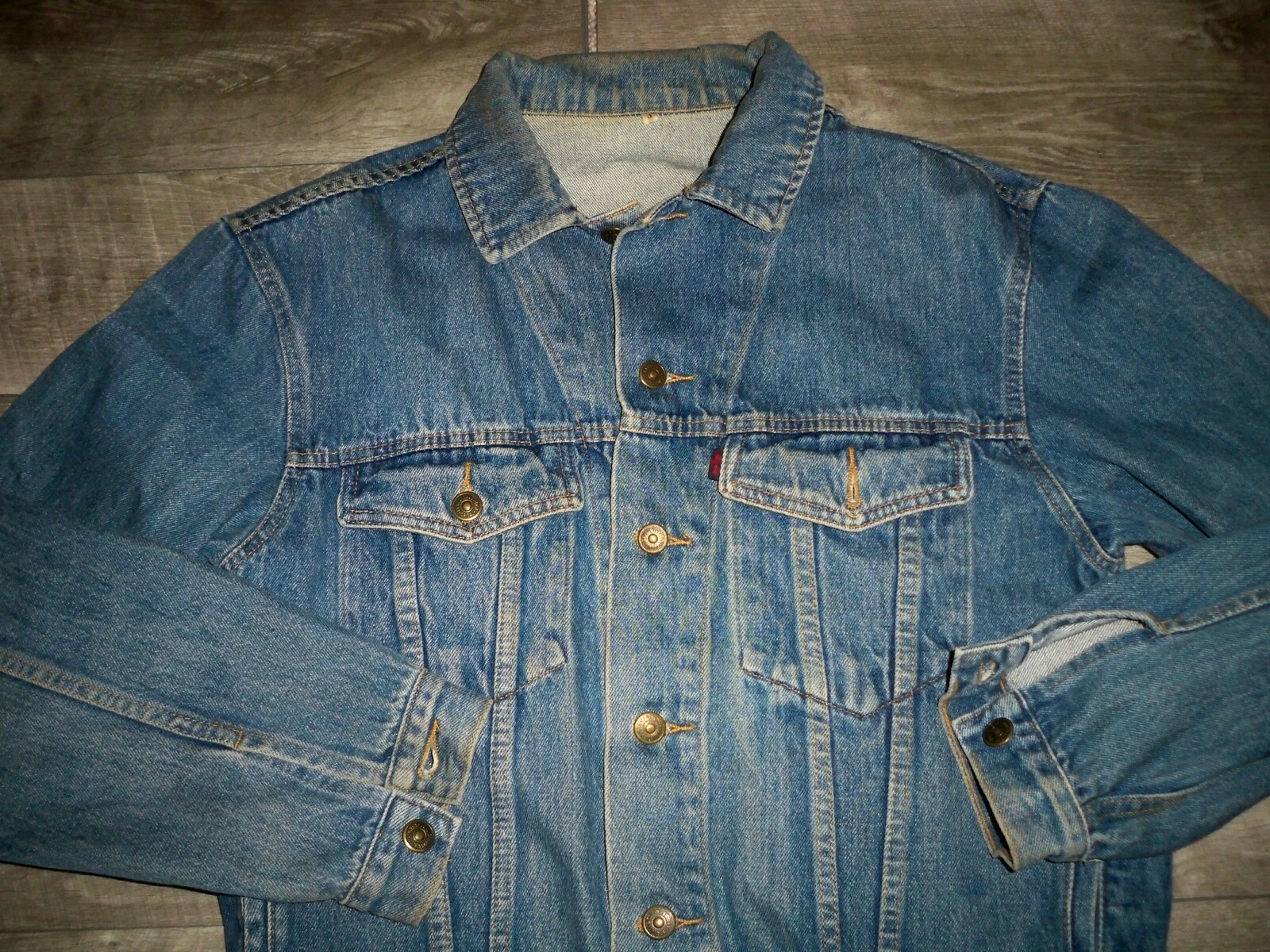 levis vintage label denim jacket