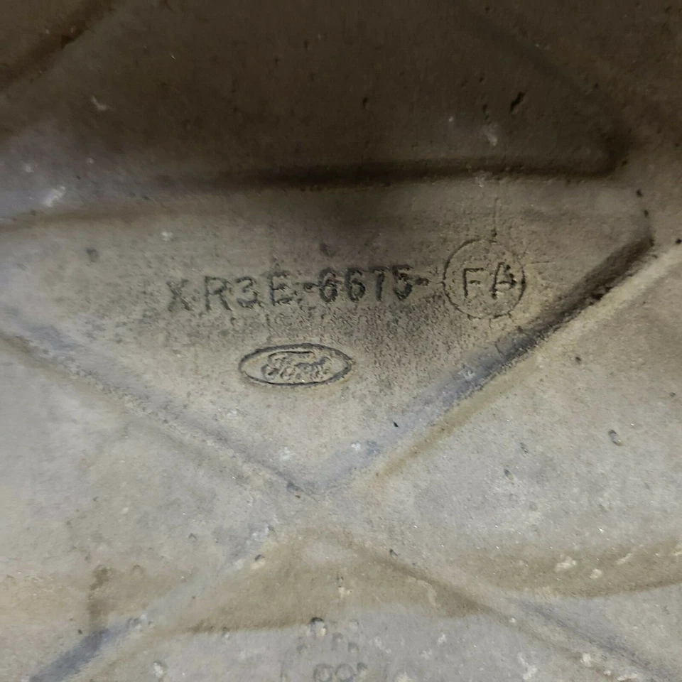 Cacerola de aceite de aluminio Ford Mustang 1998 1999 2000 V6 3,8 XR3E-6675-FA OEM usada Foto 4 de 4