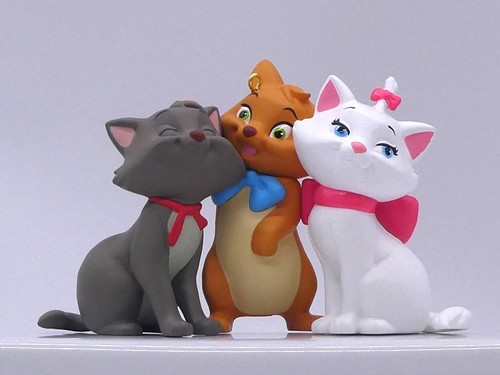 2025 Hallmark ~ The Aristocats ~ Disney 55 aniversario ~ Nuevo en caja ~ Envío GRATIS - Imagen 2 de 6