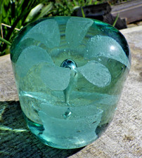 ANTIQUE VICTORIAN GLASS DUMP PAPERWEIGHT