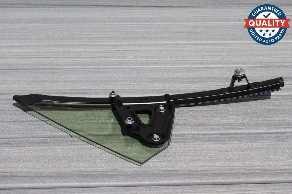 2022-2025 SUBARU BRZ PASAJERO DELANTERO VENTILACIÓN BANDERA VENTANA LADO DERECHO OEM Foto 2 de 4