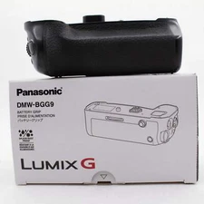 * USED * Panasonic DMW-BGG9 Battery Grip For Lumix DC-G9