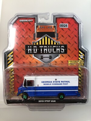 Greenlight HD Trucks 2019 Step Van Chase