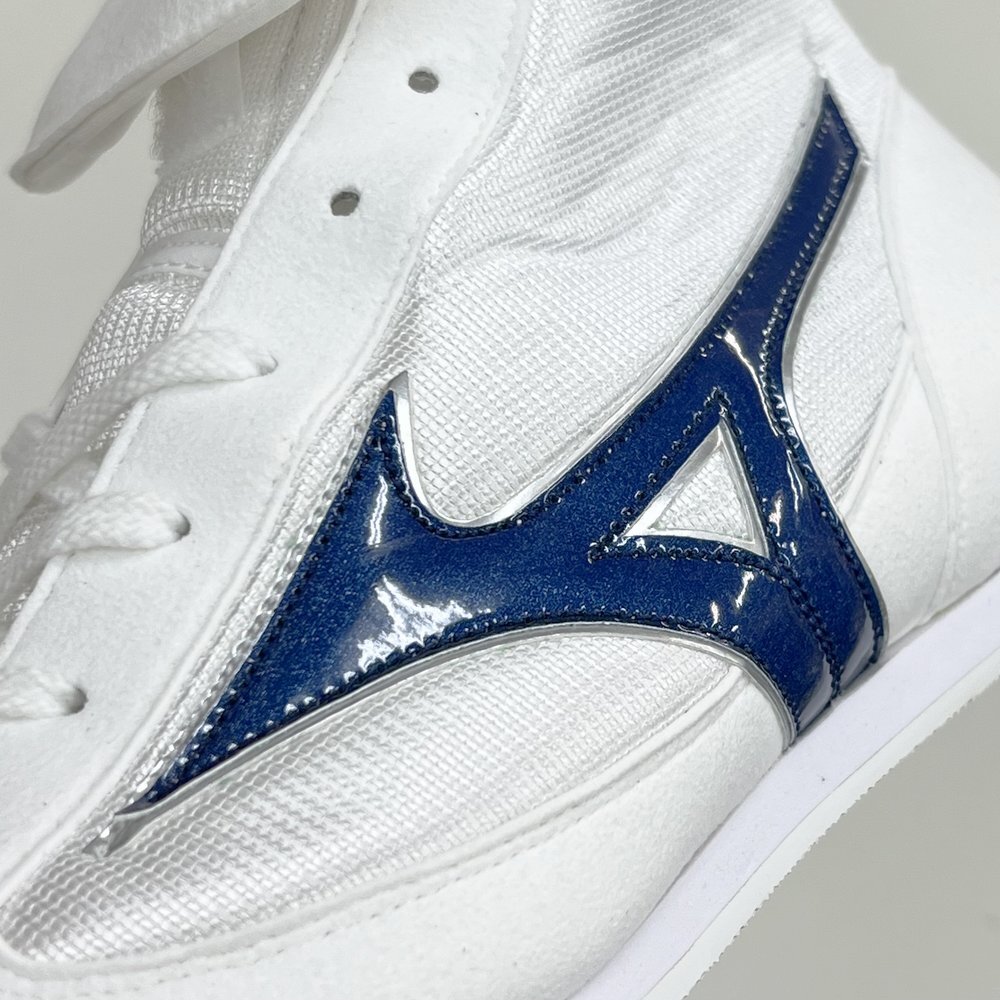 Mizuno Short Boxing Shoes Easy Spectra White × Navy Line BM509 26