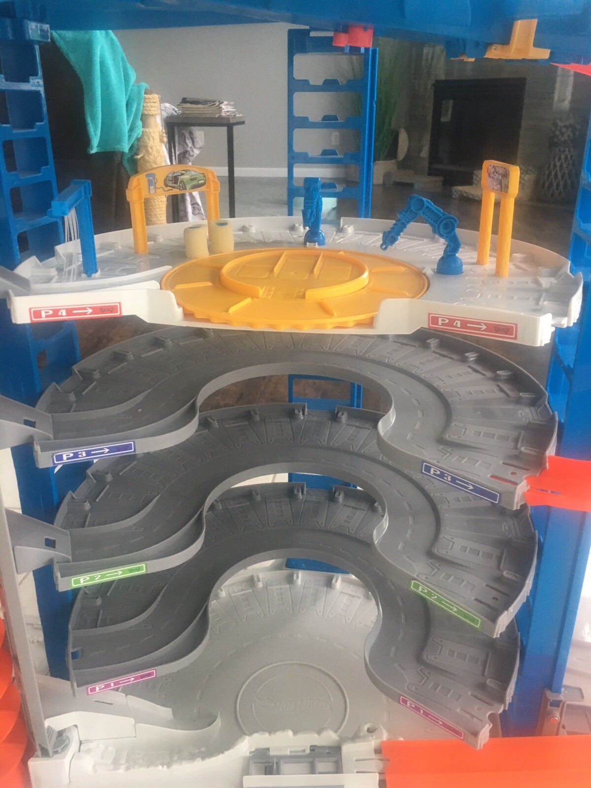 mega ultimate garage