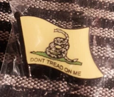 1” ENAMEL PIN Badge Flag Button Lapel Don't Tread On Me Snake Political
