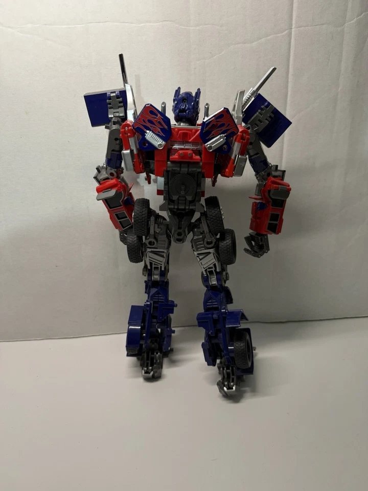 M01 Commander Deformation Era (optimus prime) Robot Figure - Image 3 of 4