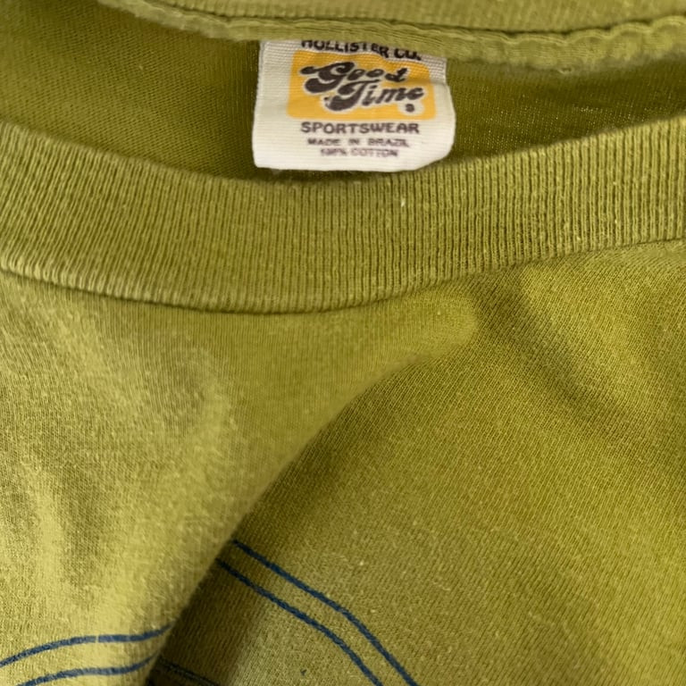 ALTRA T shirt grafica vintage Hollister Surf California su etichetta Good Time Small