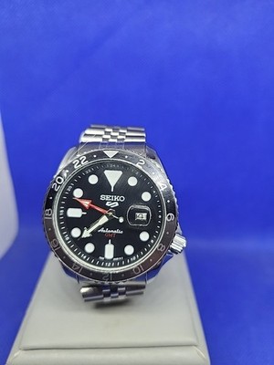 Seiko GMT SCUBA DIVERS Retro- Herrenuhr Automatic Datum Neuwertig Defekt read