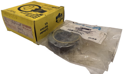 NEW PARKER RGCHE03601 CYLINDER ROD GLAND KIT